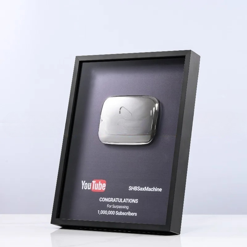 YouTube и Bilibili Game Button – обзор и цена Esports Gaming Trophy